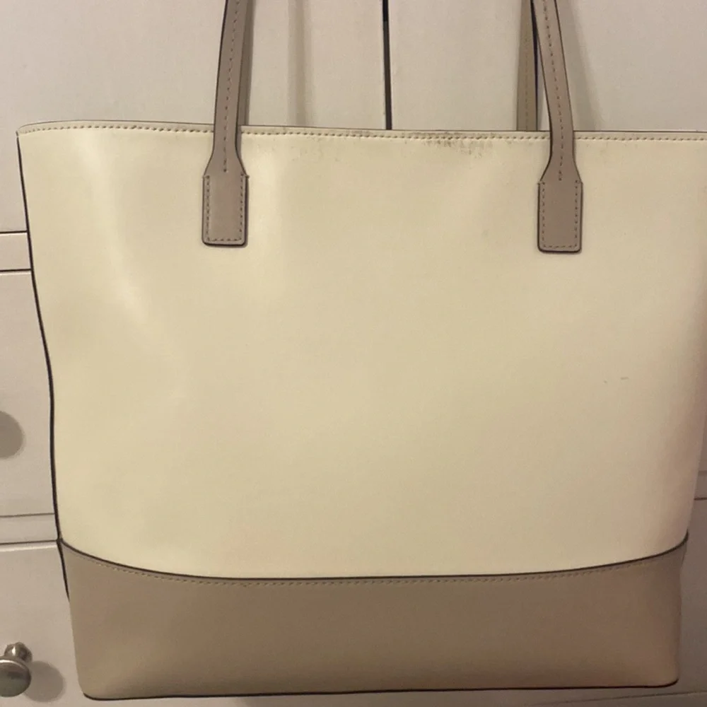 Kate Spade Gray and White Bag - Picture 7 of 14